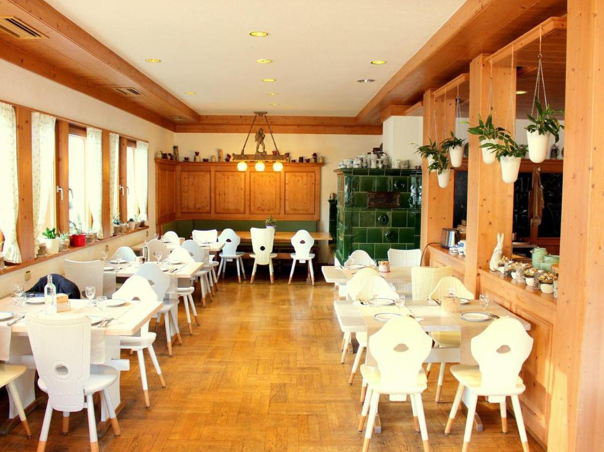 Hotel Und Restaurant Kräuter Furtwangen