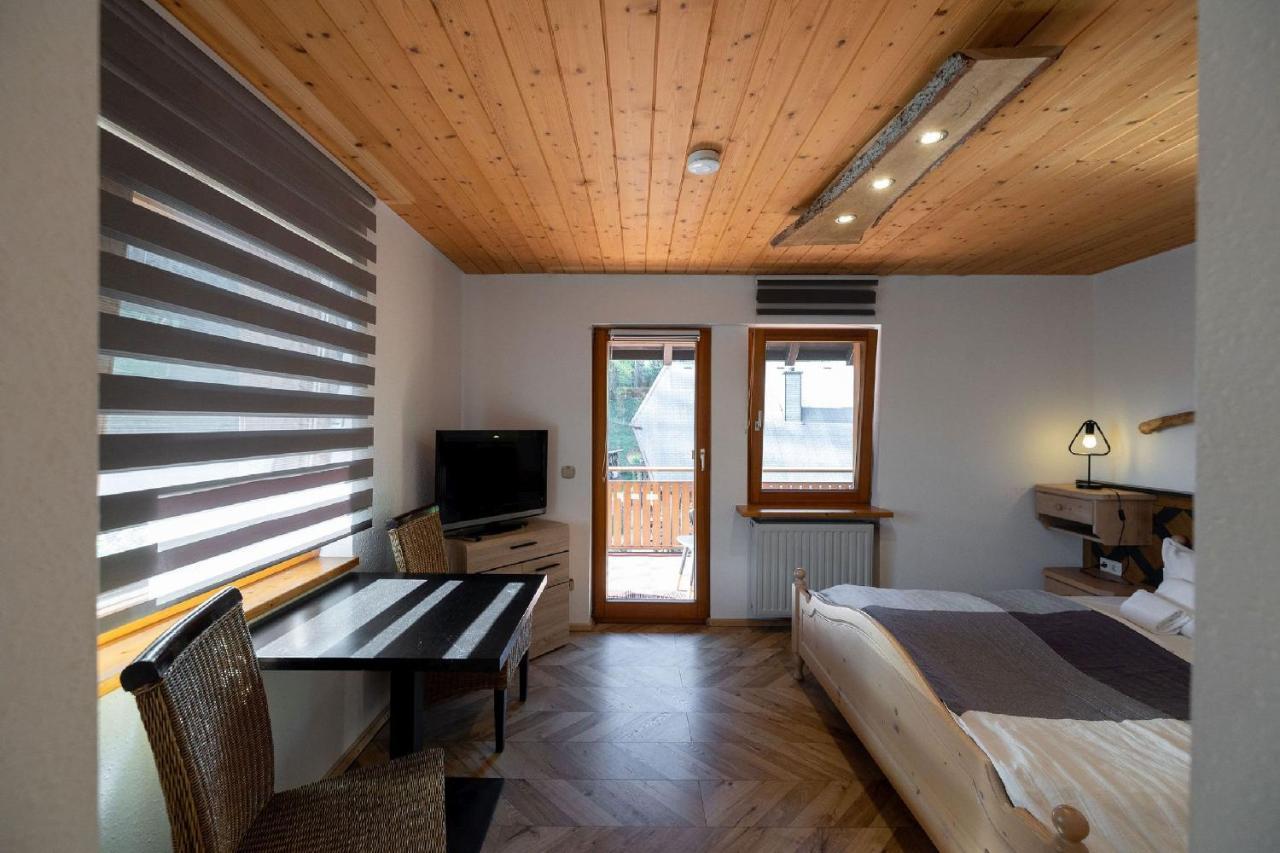 Hotel Und Restaurant Kraeuter 3*